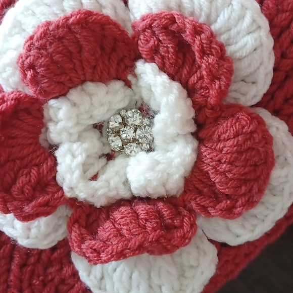 Hat - Picture 3 of 4